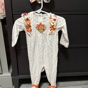Celebrate Thanksgiving One Piece onesy Bodysuit 6 Months with Headband